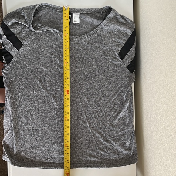 DIVIDED Mesh Insert Stripe Sleeves - Picture 5 of 6